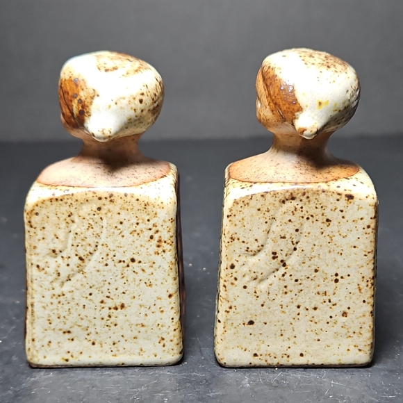 Vintage Lisa Larson Pottery Ceramic Mcm Girl Salt And Pepper Shakers - Picture 4 of 7